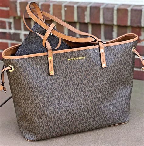 michael kors reversible bag